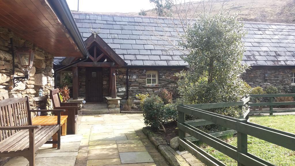 Clarisses Cottage Laragh Kültér fotó